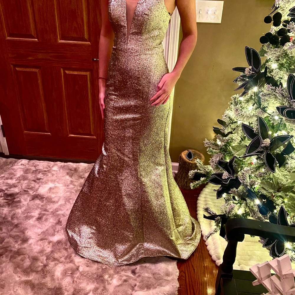 Rose Gold Sleeveless Halter Gown for Prom